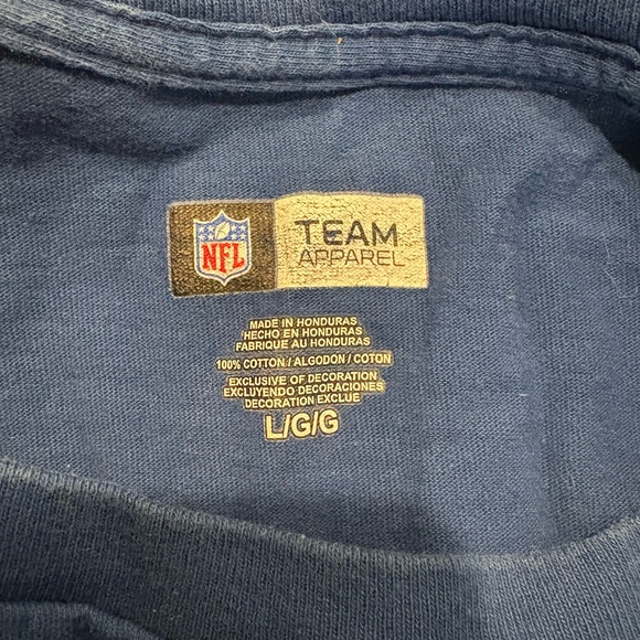 Men’s Indianapolis Colts T-shirt - Picture 2 of 2